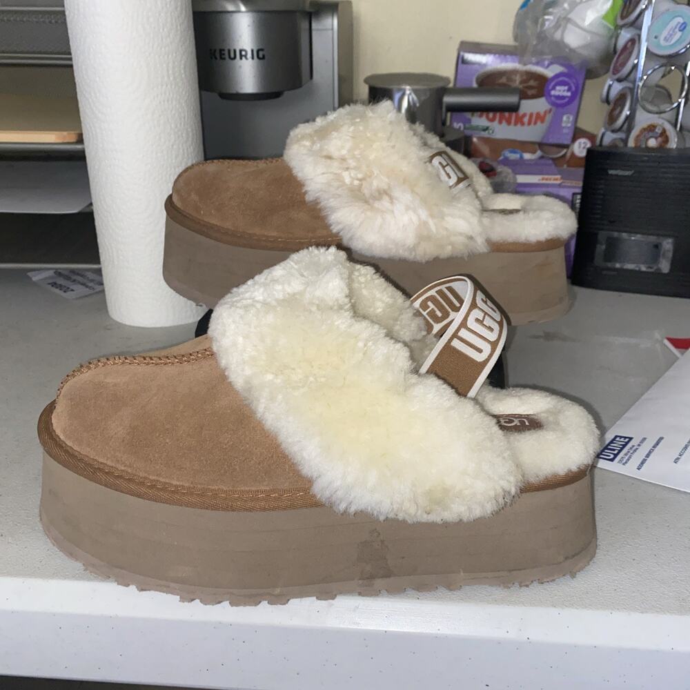 UGG Funkette Slingback Platform Slippers ( women's size 9